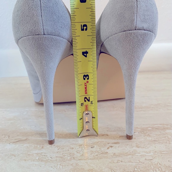 New Nine West suede heels - Picture 4 of 6